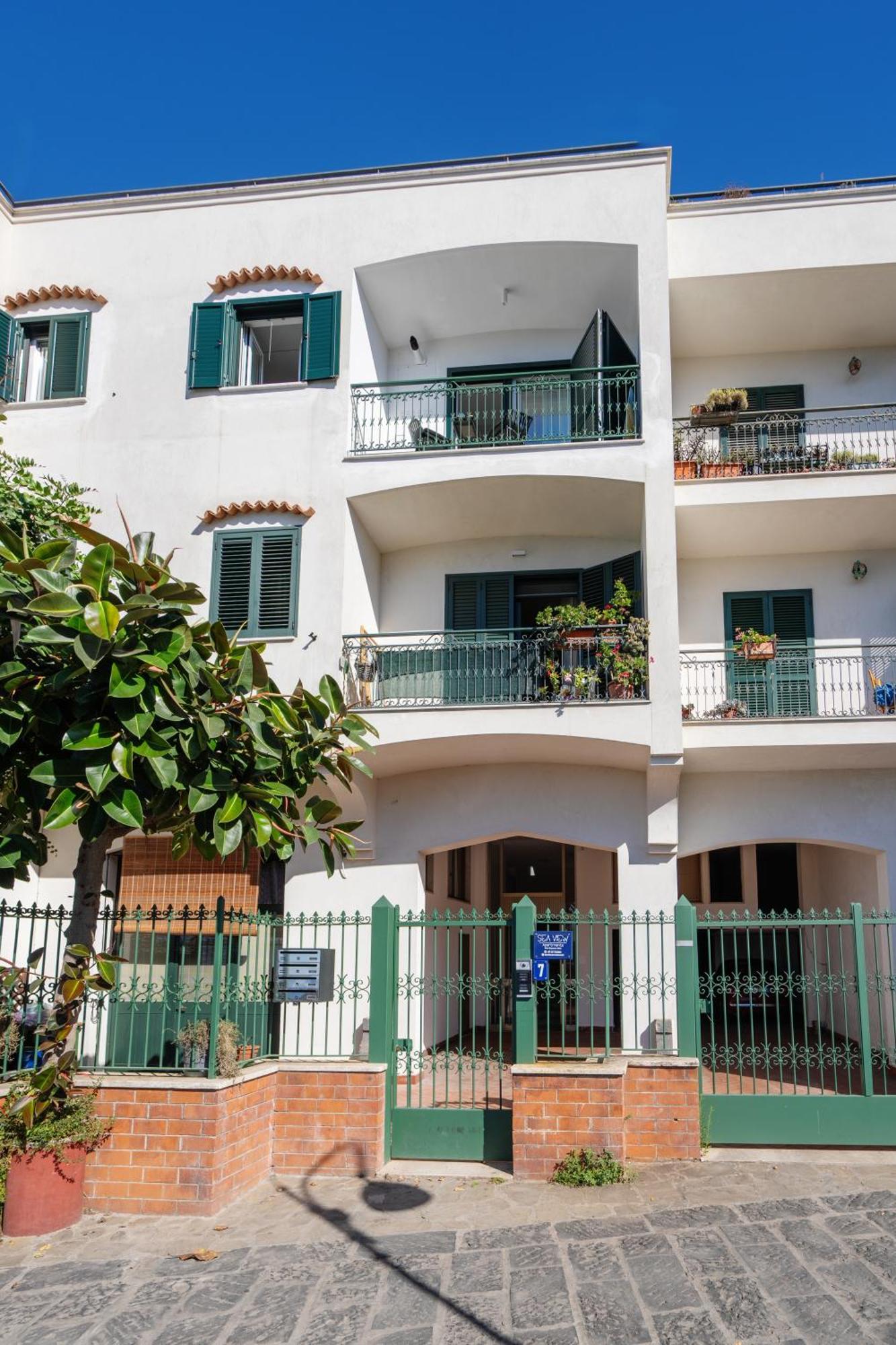 Sea View Deluxe Apartments Vico Equense Exterior foto