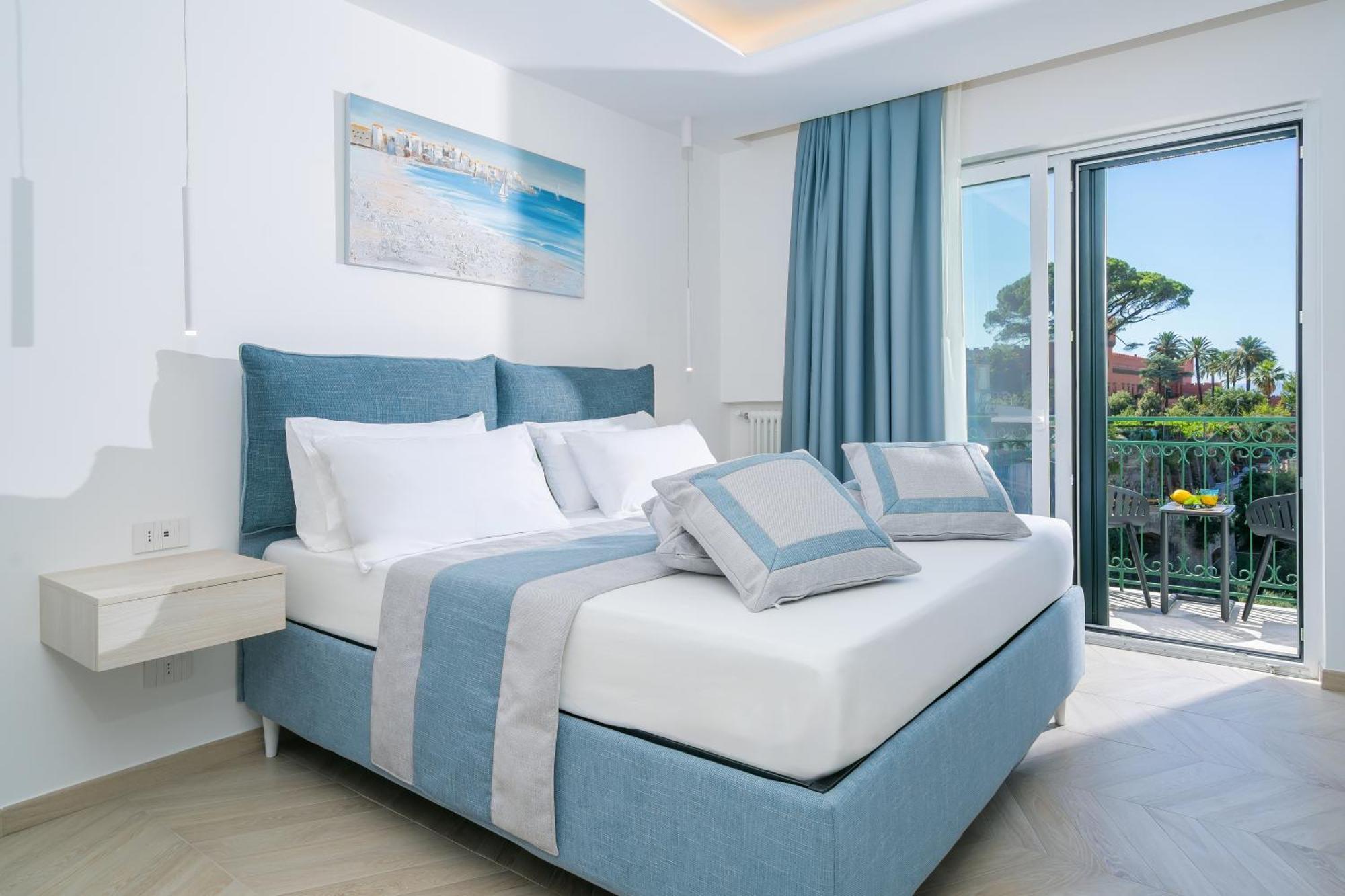 Sea View Deluxe Apartments Vico Equense Exterior foto